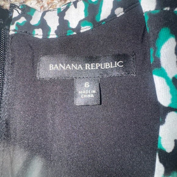 Banana Republic Black, Green, & White Print Dress – Size 6 (Like New) - Picture 3 of 11